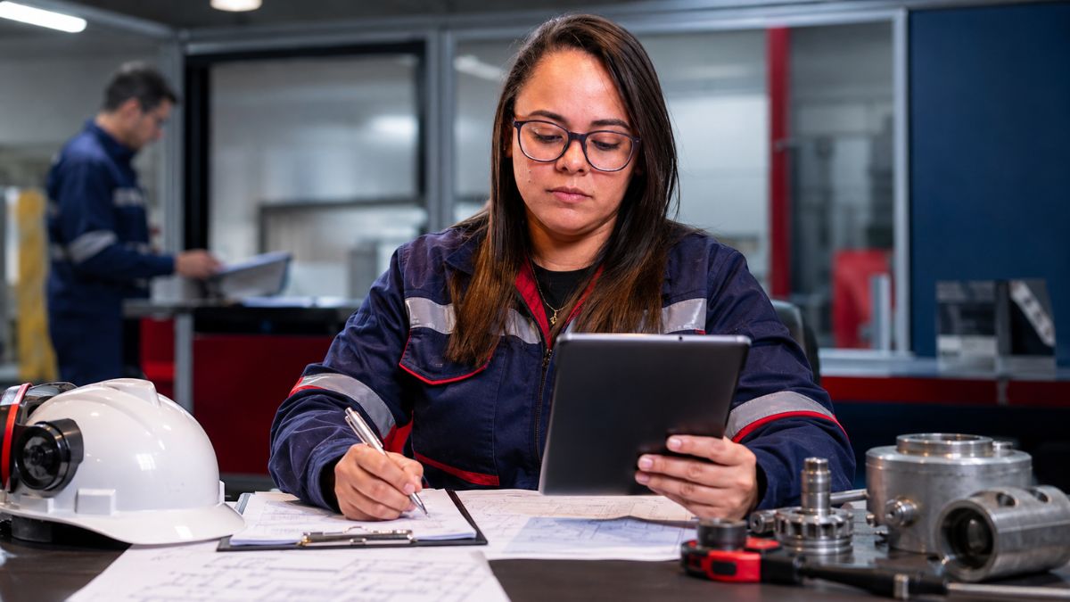 Planta técnica de engenharia representando elaboração de projetos técnicos para empresas